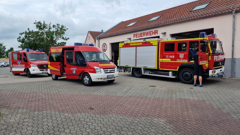 Digitalfunkupdate am Euerbacher Feuerwehrhaus