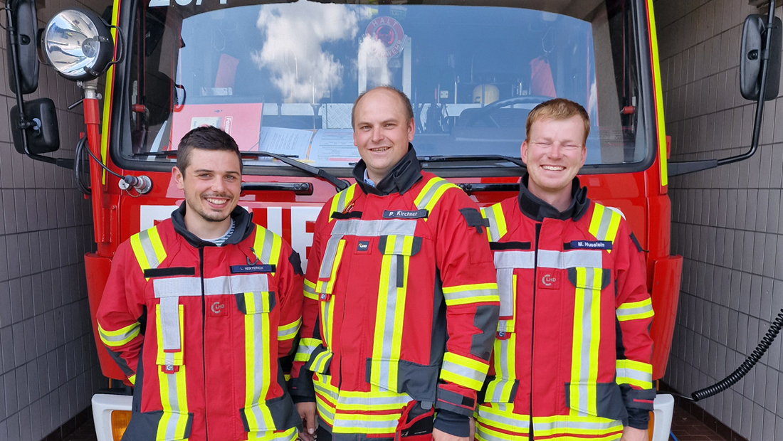 Erfolgreiche Lehrgangsteilnehmer der Feuerwehr Euerbach. Von links: Lukas Herterich, Philipp Kirchner, Michael Hußlein